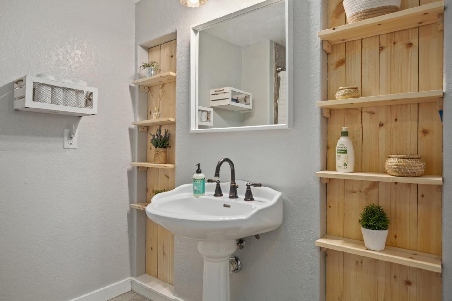 Downtown Studio 1 At Beer Ranch Project Inn Wimberley Dış mekan fotoğraf
